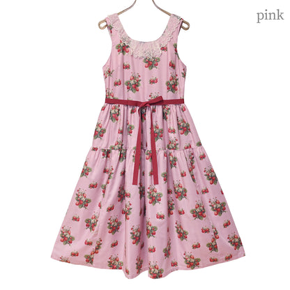 Strawberry timeジャンパースカート