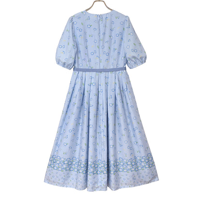 ネモフィラ畑のワンピース