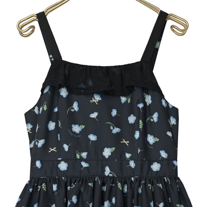 ネモフィラ畑のジャンパースカート