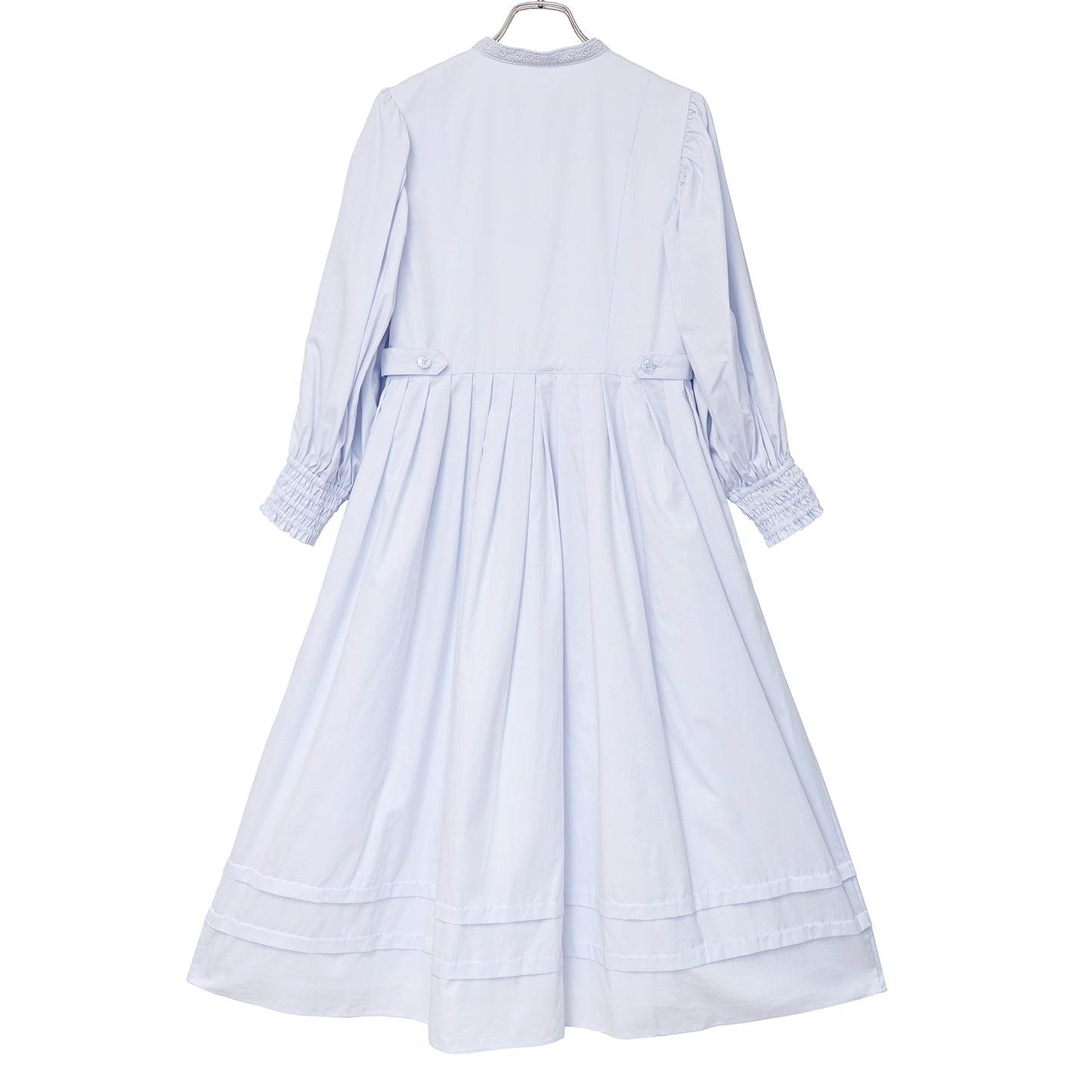 Lace collar voluminous sleeve dress
