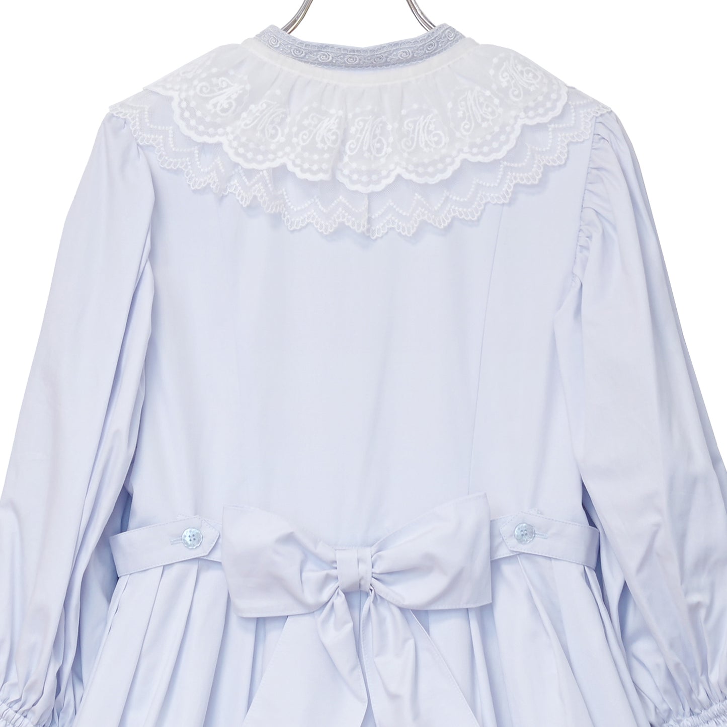 Lace collar voluminous sleeve dress