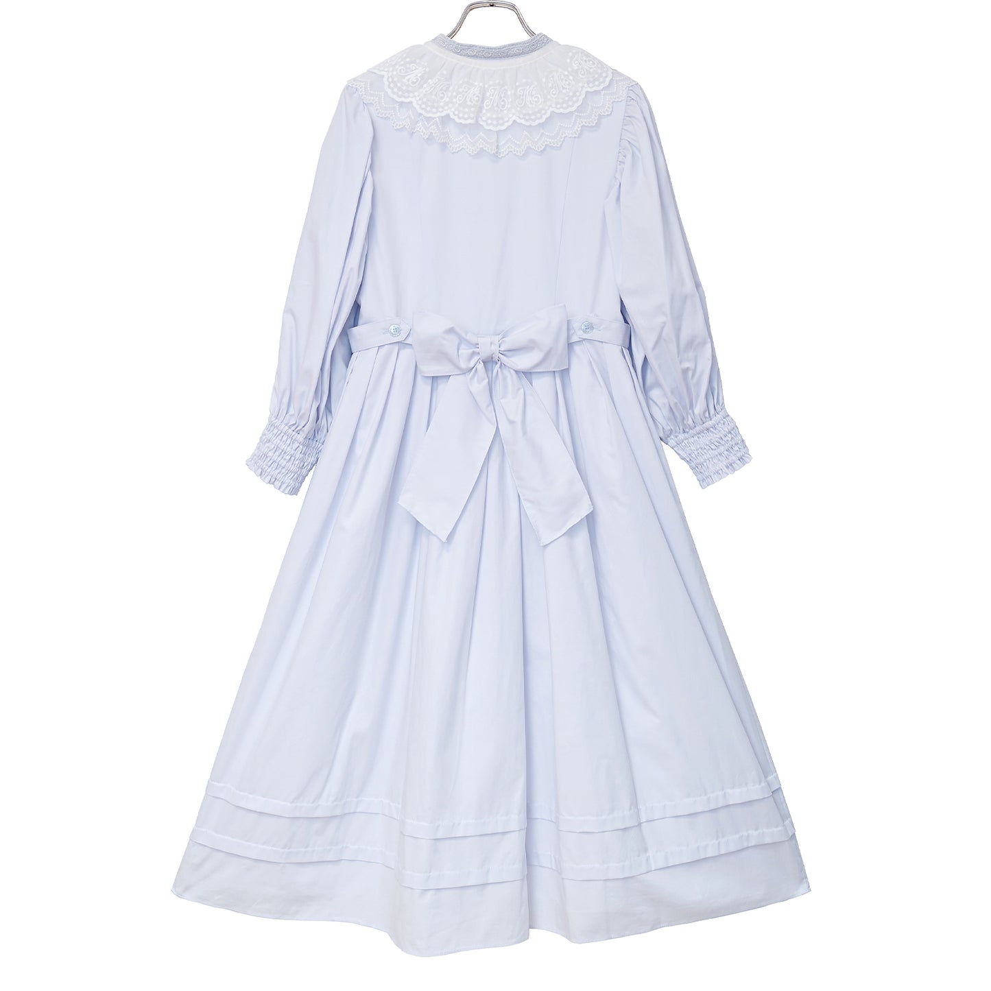 Lace collar voluminous sleeve dress