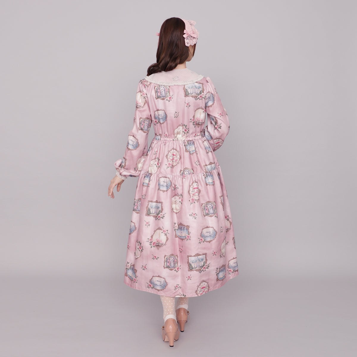 Cat in frame tulle collar dress