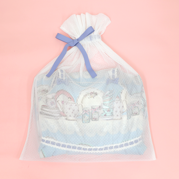 Tulle drawstring pouch for gift wrapping