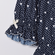 将图片加载到图库查看器，Little dot heart dress
