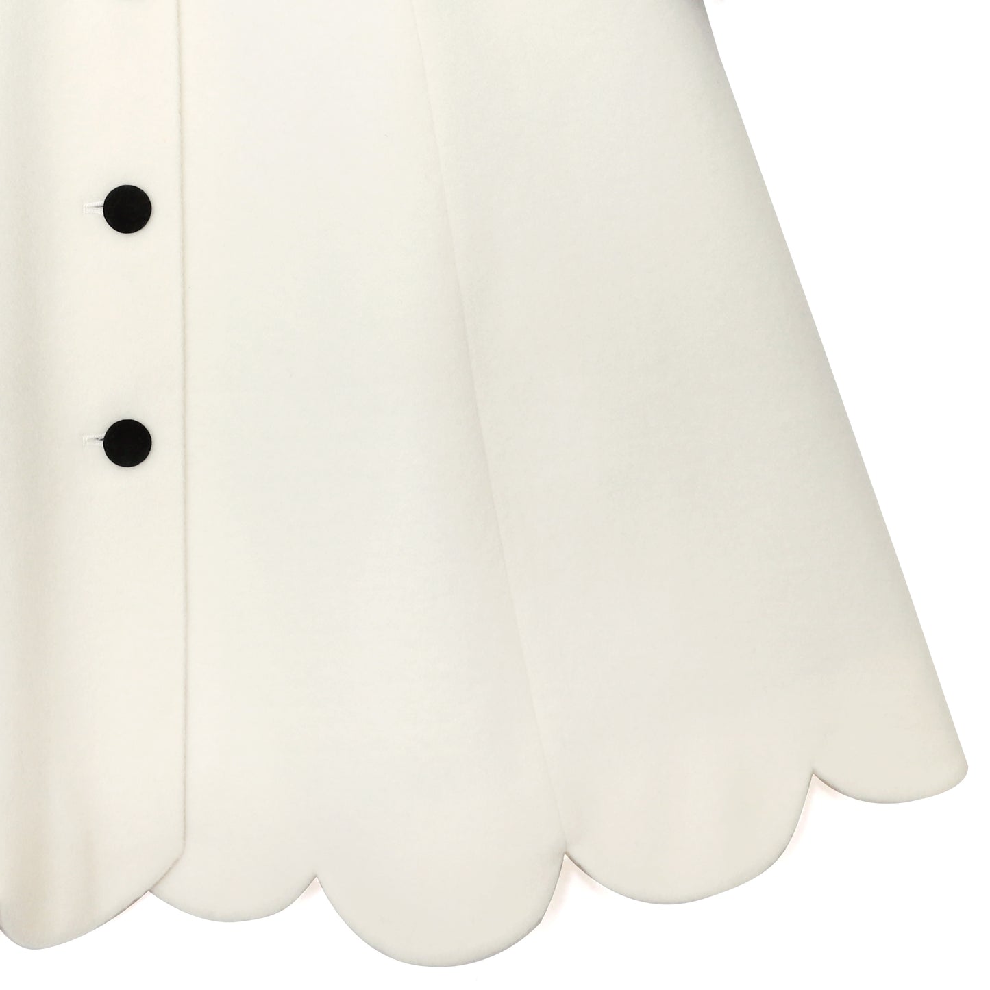 モノトーンスカラップコート