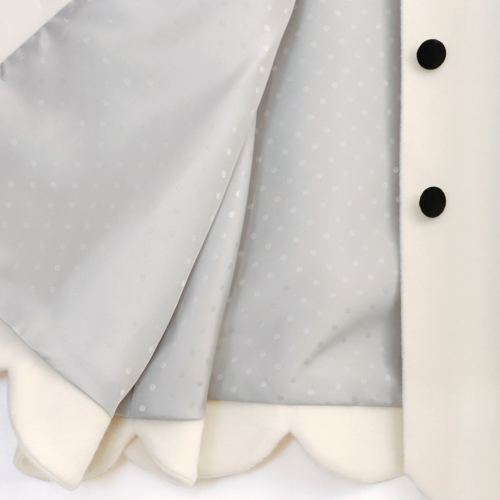 モノトーンスカラップコート-メロディバスケット – fraisier on-line