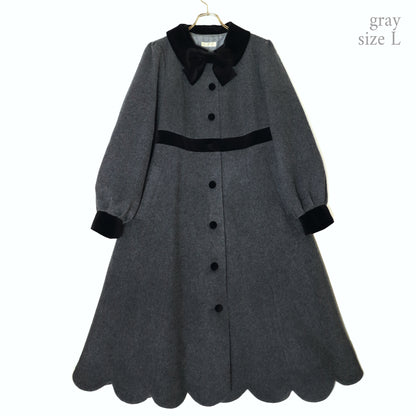 モノトーンスカラップコート