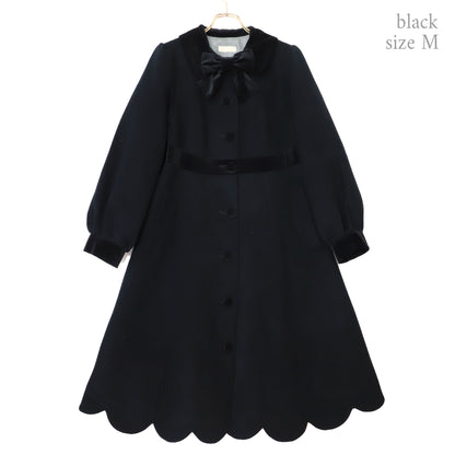 モノトーンスカラップコート