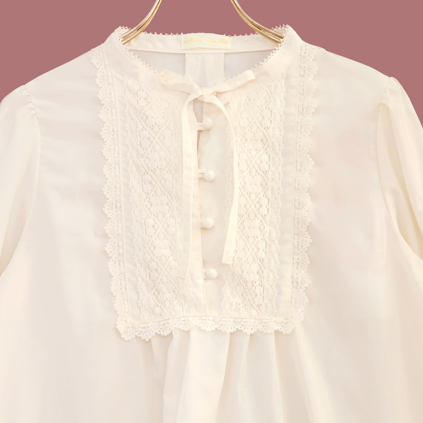 スタンドカラープルオーバーブラウス