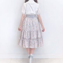 画像をギャラリービューアに読み込む, Petit flowersスカート
